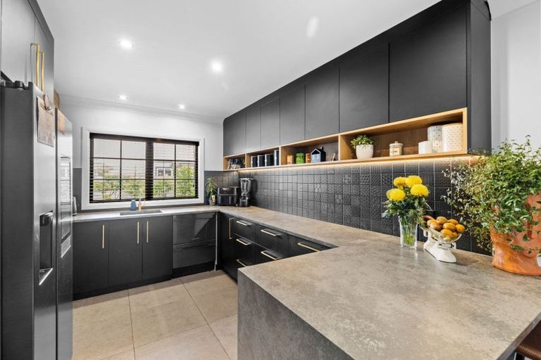Photo of property in 42a Titoki Street, Palmerston North, 4414