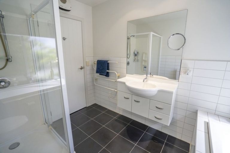 Photo of property in 4a Dalhousie Place, Te Anau, 9600