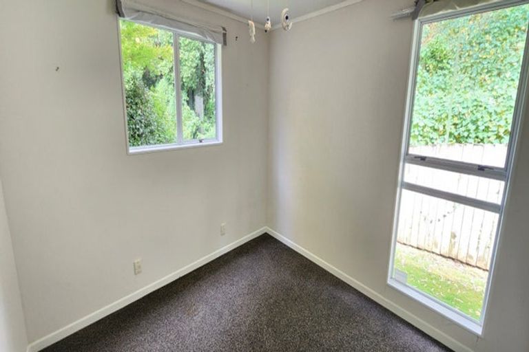 Photo of property in 28a Riversdale Drive, Merrilands, New Plymouth, 4312