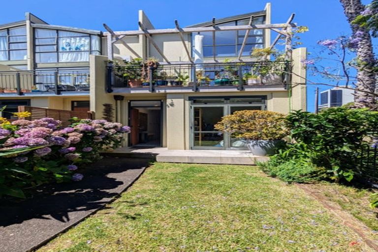 Photo of property in 35e Northcroft Street, Takapuna, Auckland, 0622