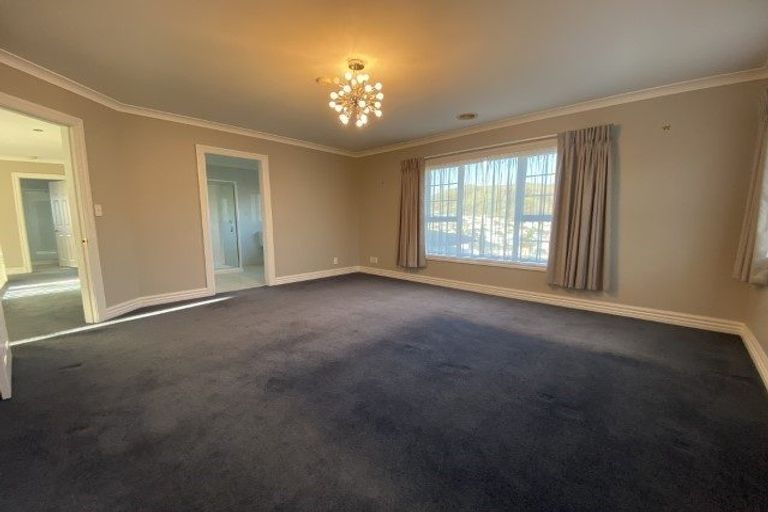 Photo of property in 18 Mauldeth Terrace, Churton Park, Wellington, 6037