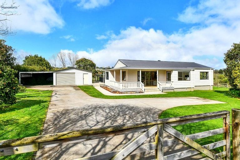 Photo of property in 26 Whangarata Road, Tuakau, 2121