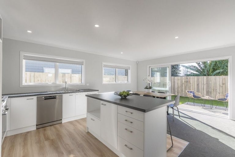 Photo of property in 20 Koru Loop, Paraparaumu, 5032