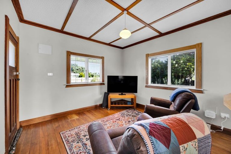 Photo of property in 63 King Street, Opunake, 4616