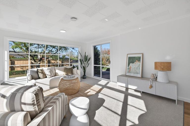 Photo of property in 325 Hills Road, Mairehau, Christchurch, 8013