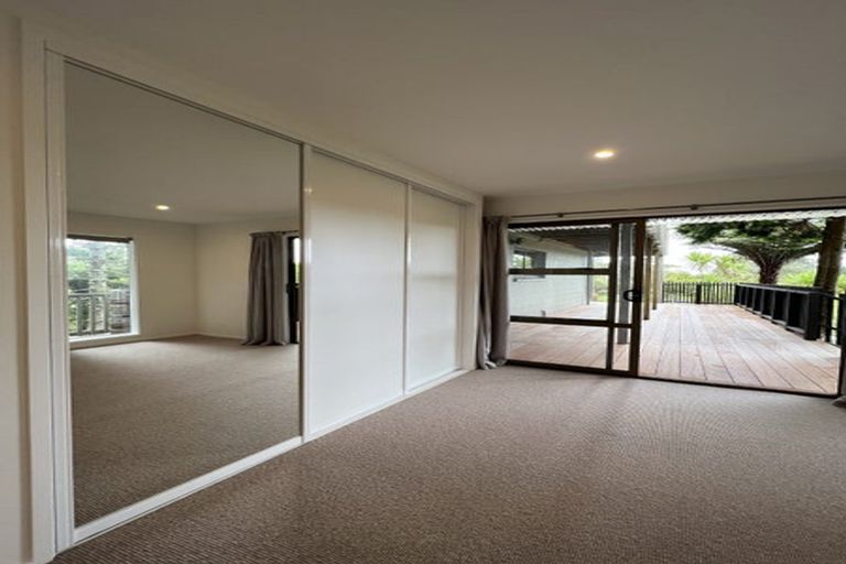 Photo of property in 25 Wirihana Road, Titirangi, Auckland, 0604