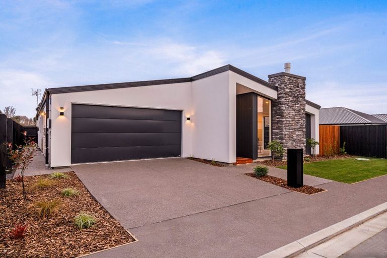 Photo of property in 16 Gingko Lane, Marshland, Christchurch, 8051