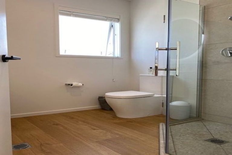 Photo of property in 4 Maeha Drive, Matakana, 0985