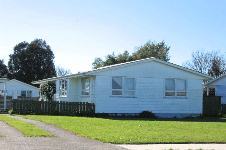 Photo of property in 11 Wing Crescent, Papakura, 2110
