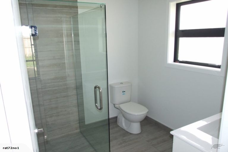 Photo of property in 22 Freedom Drive, Kelvin Grove, Palmerston North, 4414