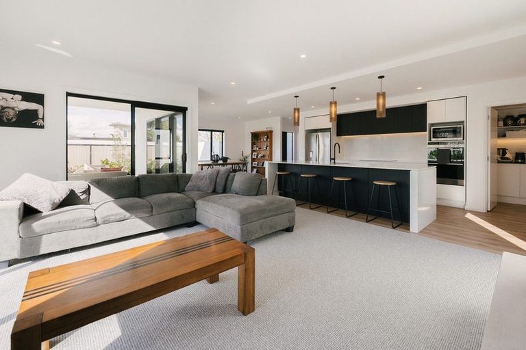 Photo of property in 451a College Street, Hokowhitu, Palmerston North, 4410