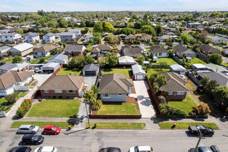 Photo of property in 23 Fenchurch Street, Northcote, Christchurch, 8052