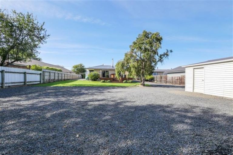 Photo of property in 30 Skerries Street, Outram, 9019