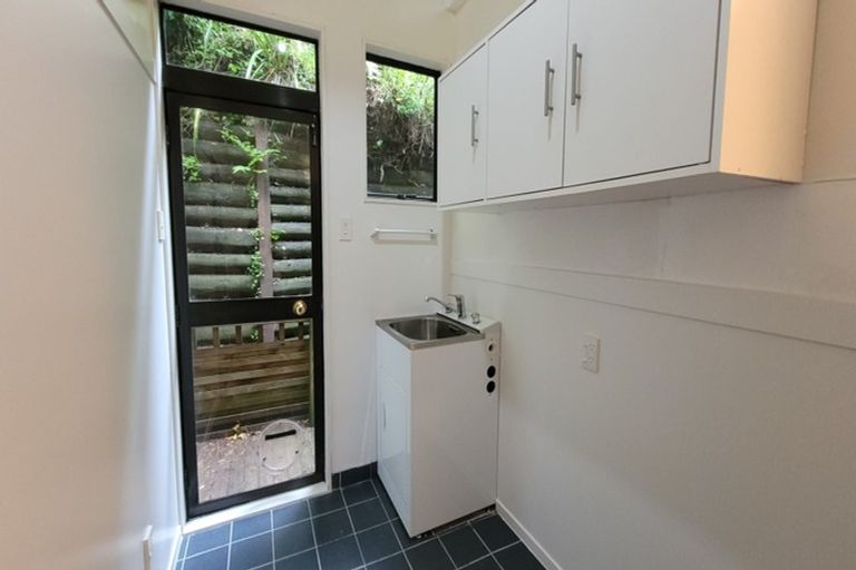 Photo of property in 10 Gainsborough Grove, Belmont, Lower Hutt, 5010