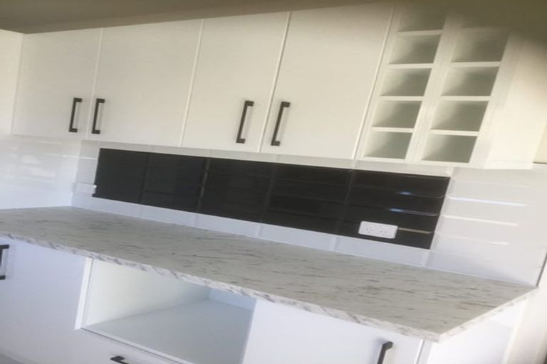 Photo of property in 54 Woolley Street, Avondale, Christchurch, 8061