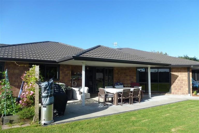 Photo of property in 4 Guthrie Court, Bulls, 4818