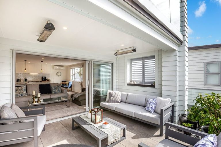 Photo of property in 5 Lucern Lane, Petone, Lower Hutt, 5012