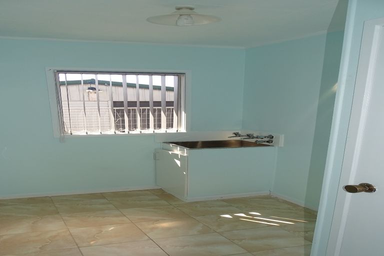 Photo of property in 5 Jontue Place, Clover Park, Auckland, 2019