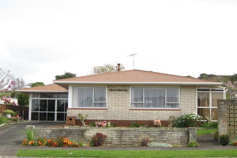 Photo of property in 20 Pukekohatu Street, Waitara, 4320
