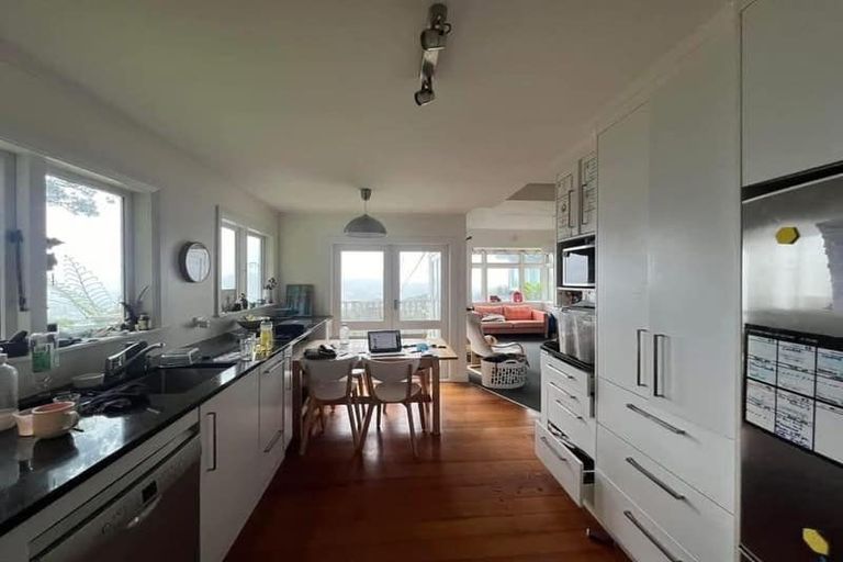 Photo of property in 88 Mortimer Terrace, Brooklyn, Wellington, 6021