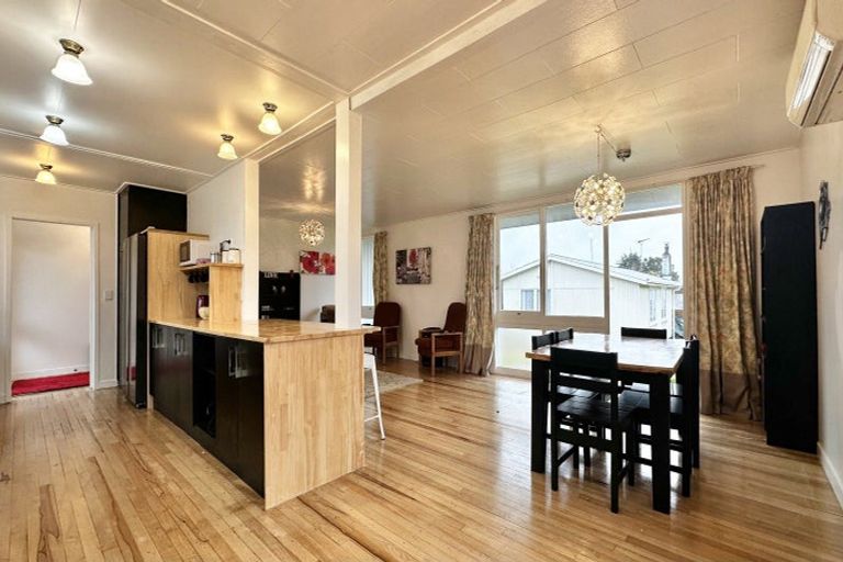 Photo of property in 7 Thompson Street, Tokoroa, 3420