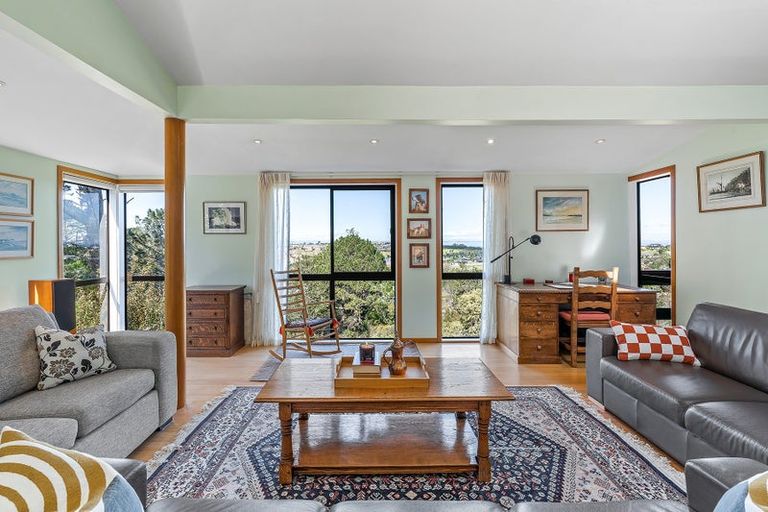 Photo of property in 8 Clayden Drive, Gulf Harbour, Whangaparaoa, 0930