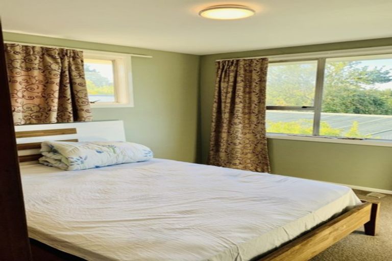 Photo of property in 35 Delaware Crescent, Russley, Christchurch, 8042