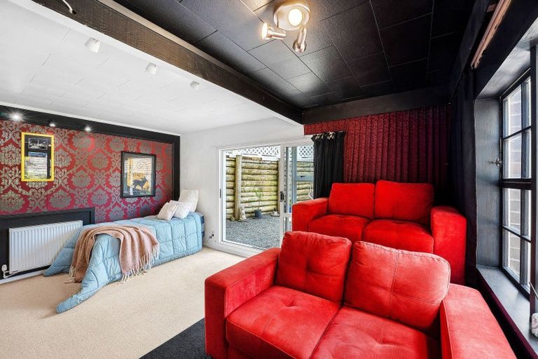 Photo of property in 1a Gloucester Street, Silverstream, Upper Hutt, 5019