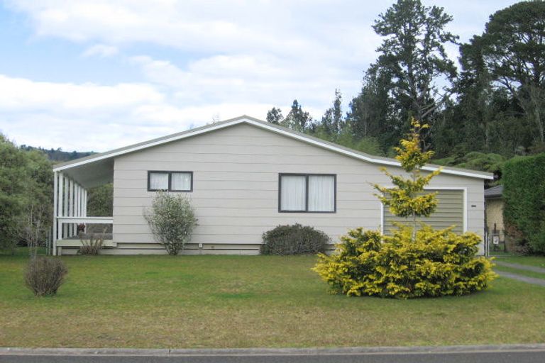 Photo of property in 107 Avalon Place, Whangamata, 3620
