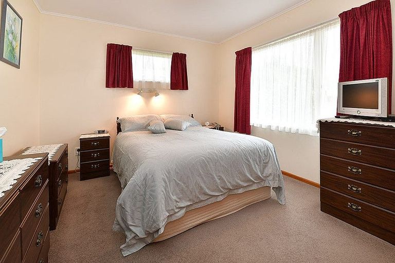 Photo of property in 12 Nelson Street, Helensville, 0800