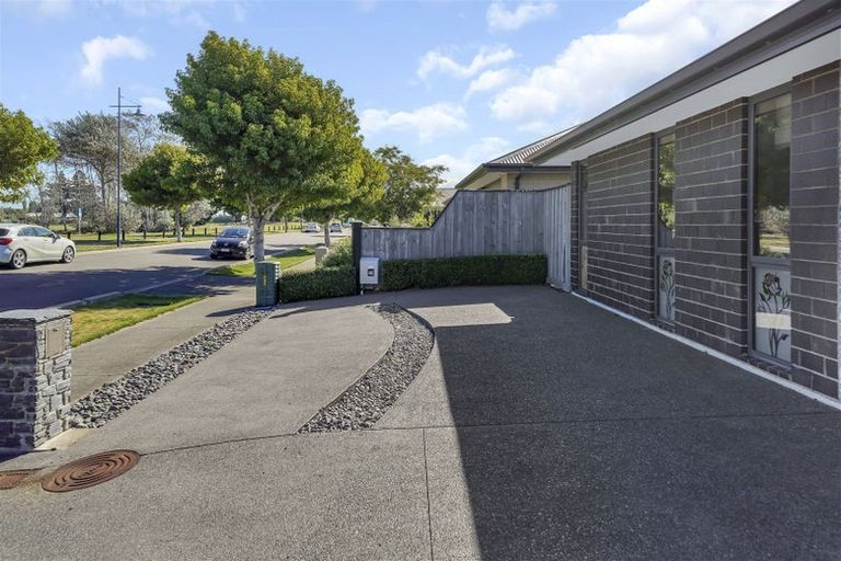 Photo of property in 48 Hakatere Road, Pegasus, 7612