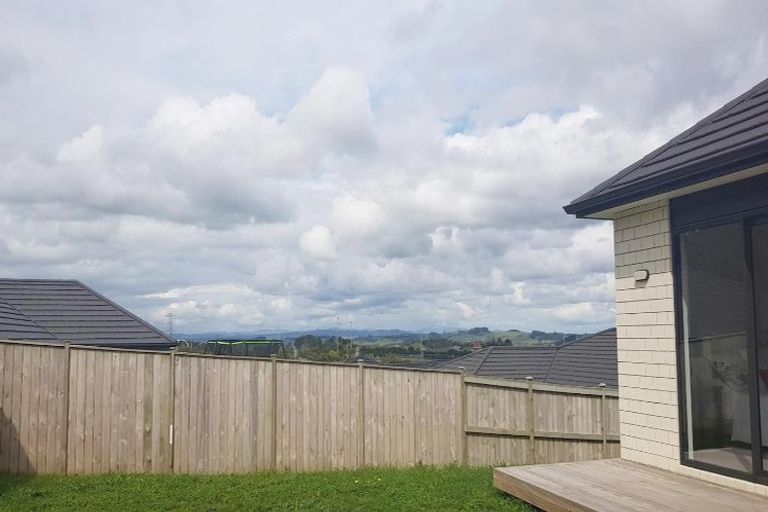 Photo of property in 11 Kirklee Lane, Pokeno, 2402