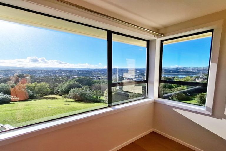 Photo of property in 26 Pikarere Street, Titahi Bay, Porirua, 5022