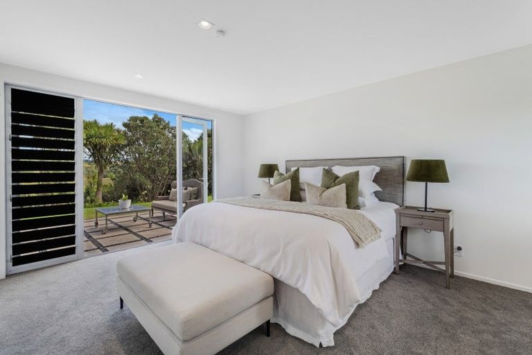 Photo of property in 122 Brownhill Road, Whitford, Manurewa, 2576