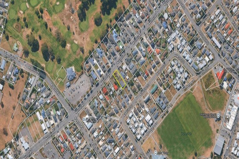 Photo of property in 212 Wainoni Road, Avondale, Christchurch, 8061