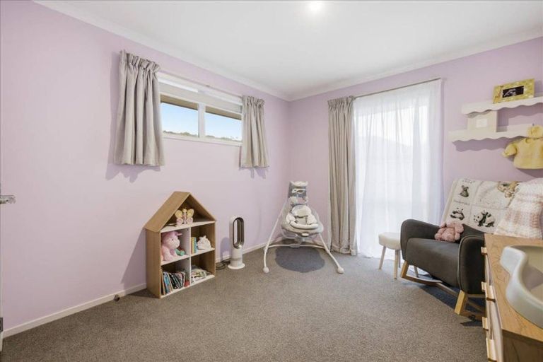 Photo of property in 292 Lakes Boulevard, Pyes Pa, Tauranga, 3112