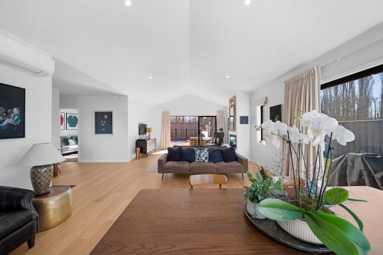 Photo of property in 42 Orchard Road, Greytown, 5712