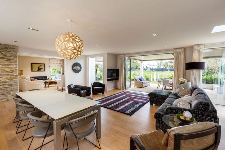 Photo of property in 176 Clyde Road, Burnside, Christchurch, 8053