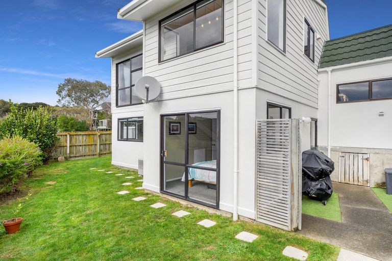 Photo of property in 27b Shackle Lane, Whitby, Porirua, 5024
