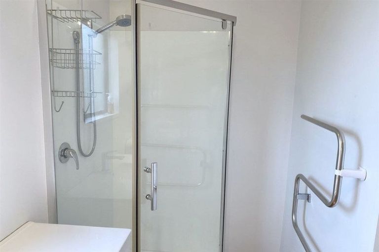 Photo of property in 146a Yaldhurst Road, Sockburn, Christchurch, 8042