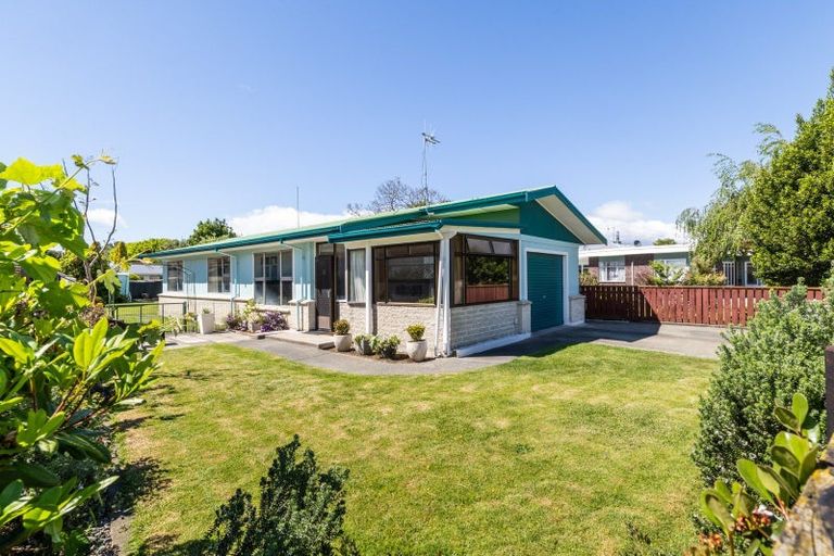 Photo of property in 2a Murphy Road, Taradale, Napier, 4112