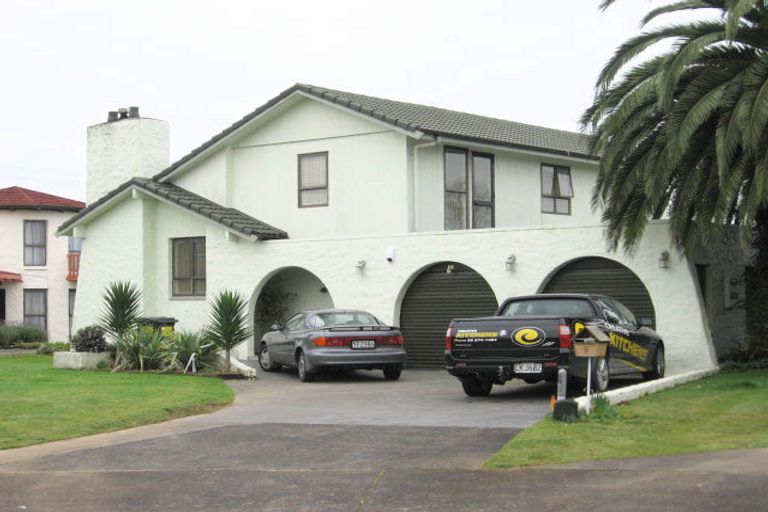 Photo of property in 8 The Lea, Pahurehure, Papakura, 2113
