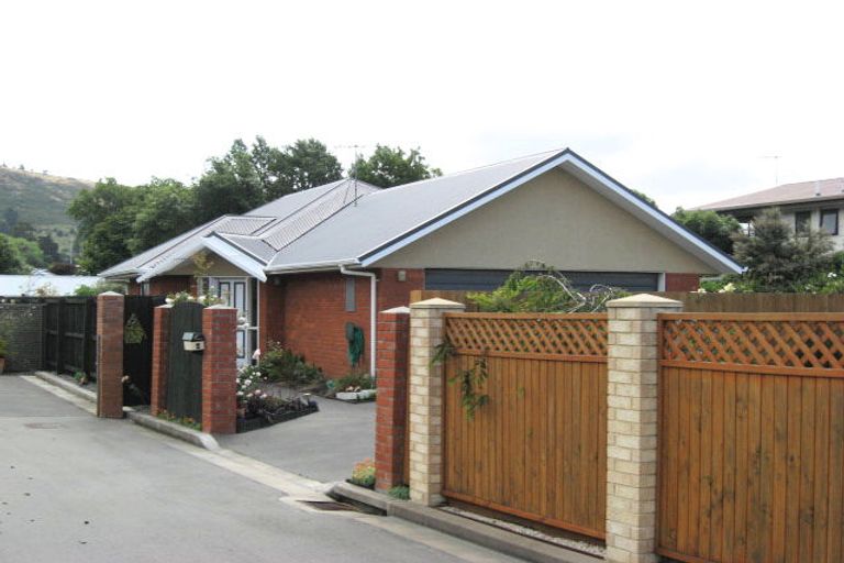 Photo of property in 4 Castleview Lane, Heathcote Valley, Christchurch, 8022