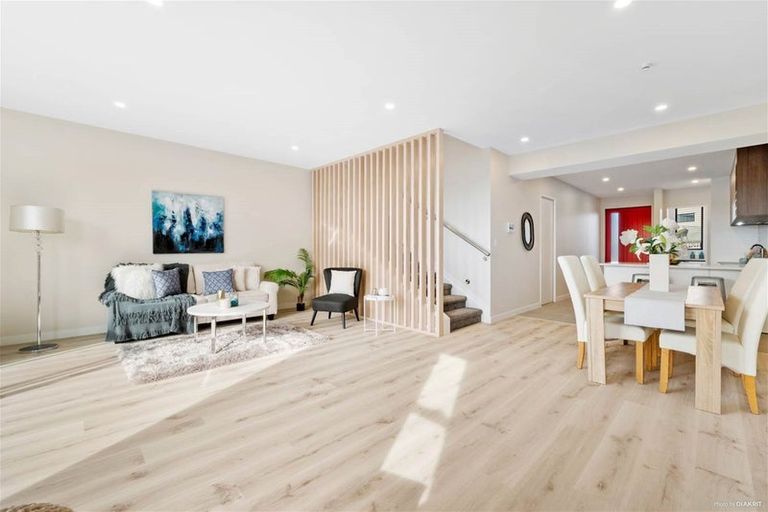 Photo of property in 18 Willowherb Lane, Hobsonville, Auckland, 0616