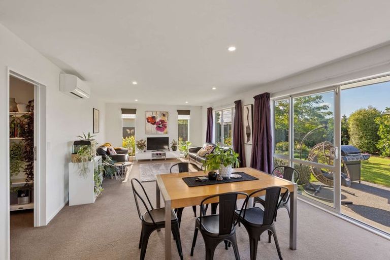 Photo of property in 15 Greenan Place, Doyleston, 7683