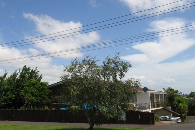 Photo of property in 12b Cradock Street, Avondale, Auckland, 1026