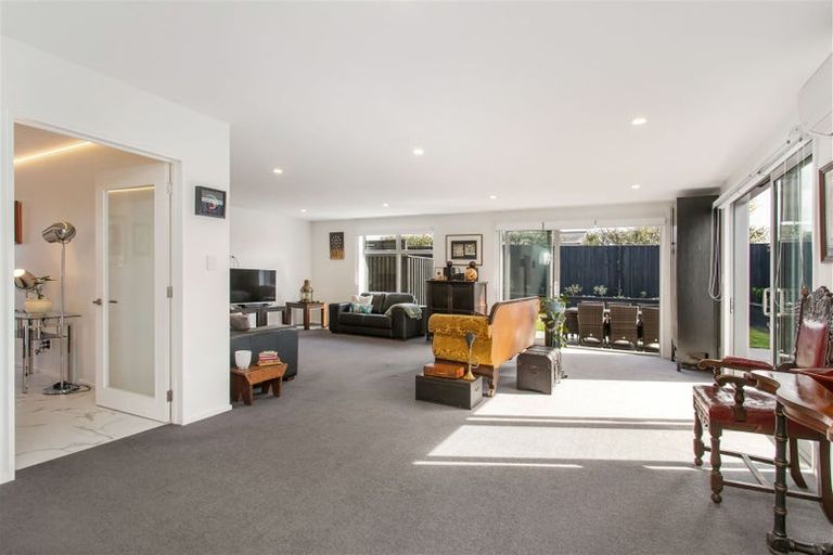 Photo of property in 7a Taylors Avenue, Bryndwr, Christchurch, 8052