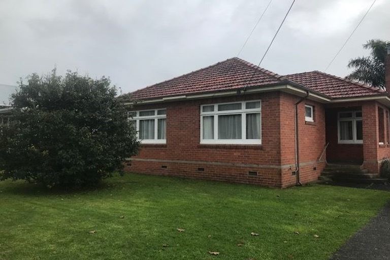 Photo of property in 14 Central Avenue, Avenues, Whangarei, 0110