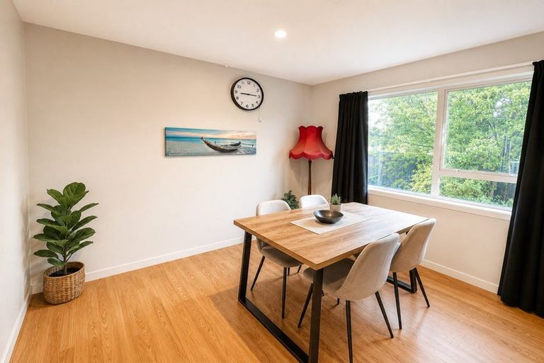 Photo of property in 39 Gibbs Drive, Woodend, 7610