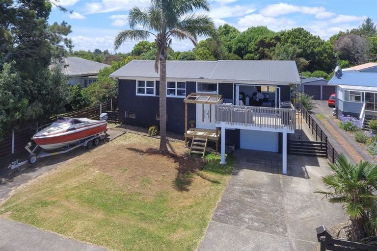 Photo of property in 40 George Street, Waiuku, 2123